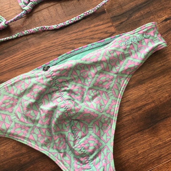 O’Neill Bikini Set - Picture 3 of 5
